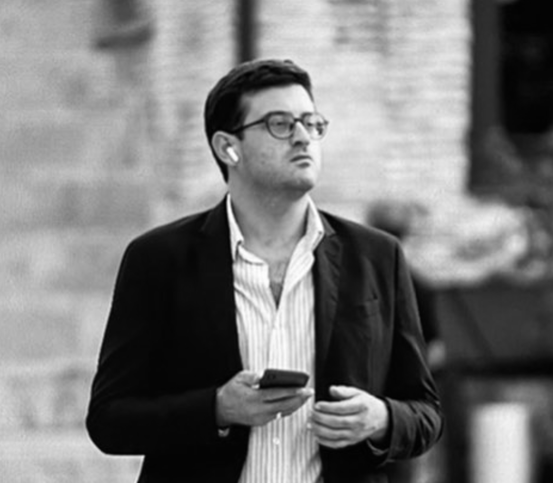 Partner 4 – Investments & Structuring